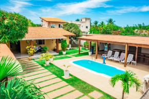 Casa em cond fechado em Barra de Santo Antonio AL